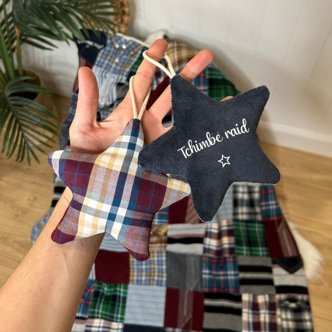 deux étoiles souvenir d'un papa confectionnées avec deux chemises